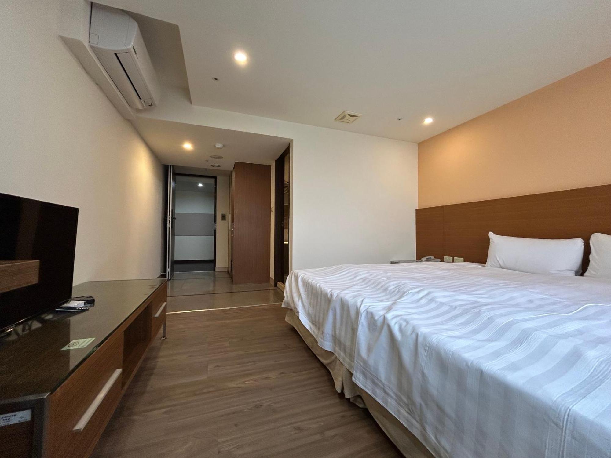 Yoai Nemuru Inn Tainan Zewnętrze zdjęcie
